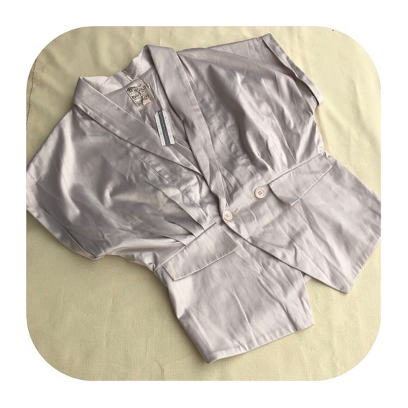 Tulle Jackets & Blazers - 2/$20 NWT Tulle off white XL blazer